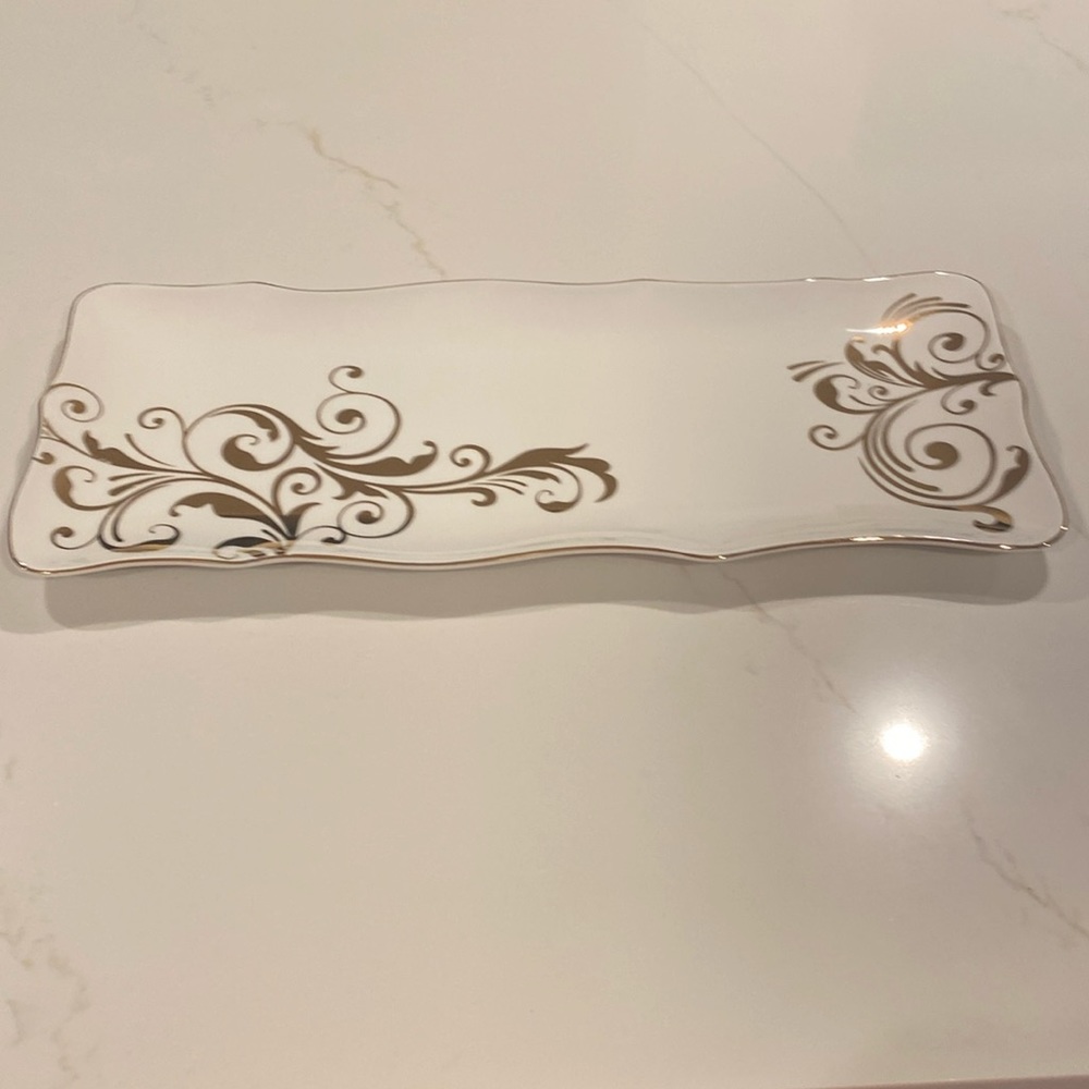 Pier 1 Imports serving platter